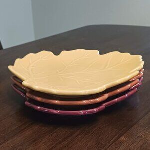 Pfaltzgraff Plymouth leaf shaped plates, fall colors set of three